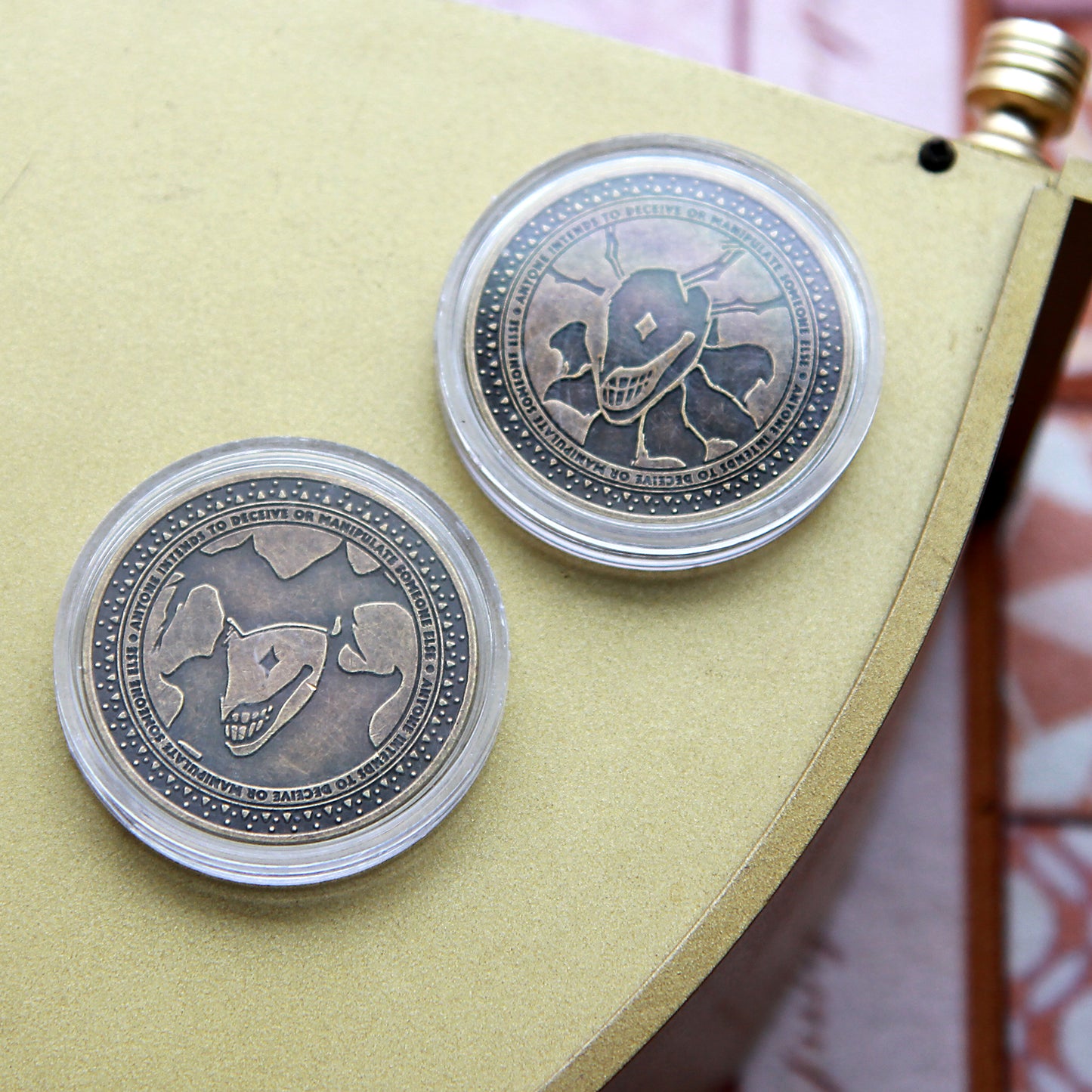 Manipulator Playing Cards Commemorative Coins