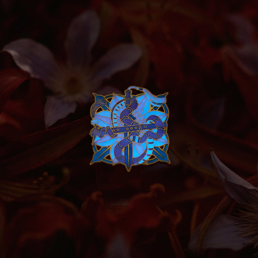 daparo Glow-in-the-Dark Enamel Pins "Coral Snake"