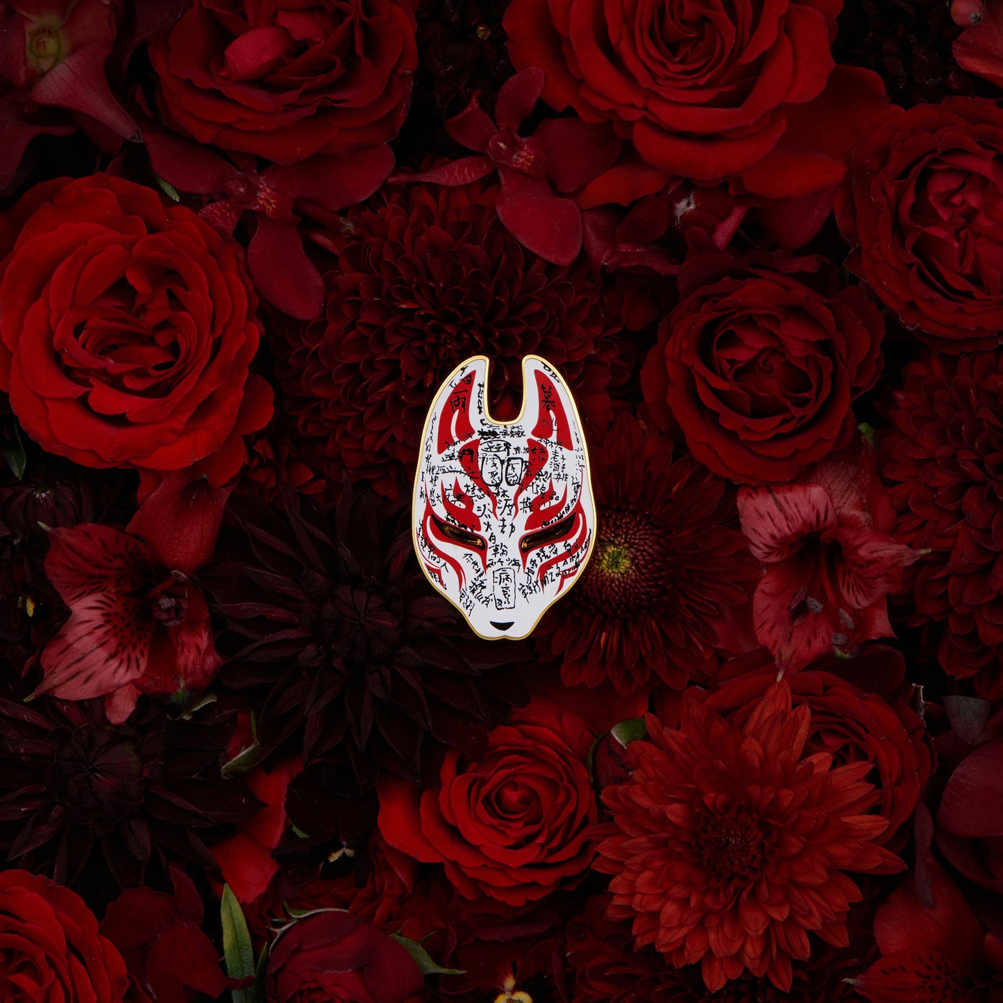 daparo Enamel Pins "Cursed Fox Mask"
