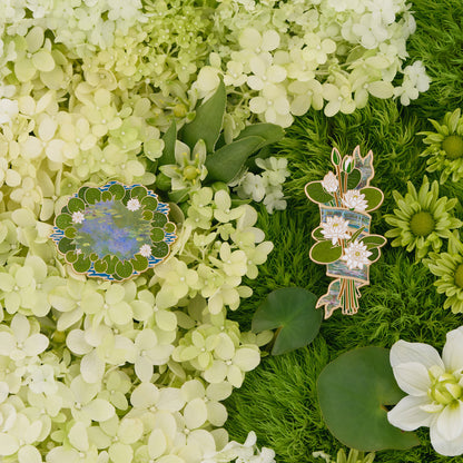 daparo Enamel Pins "Monet's Water Lily Pond"