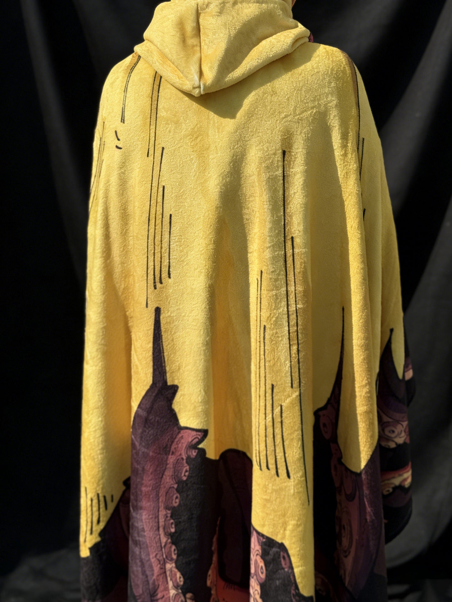 The King in Yellow Hooded Blanket & Matching Pet Cape