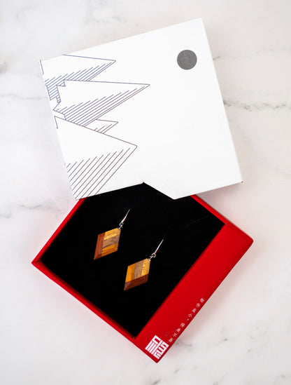 Leaf Shaped Wooden Necklaces & Earrings by LEYIN