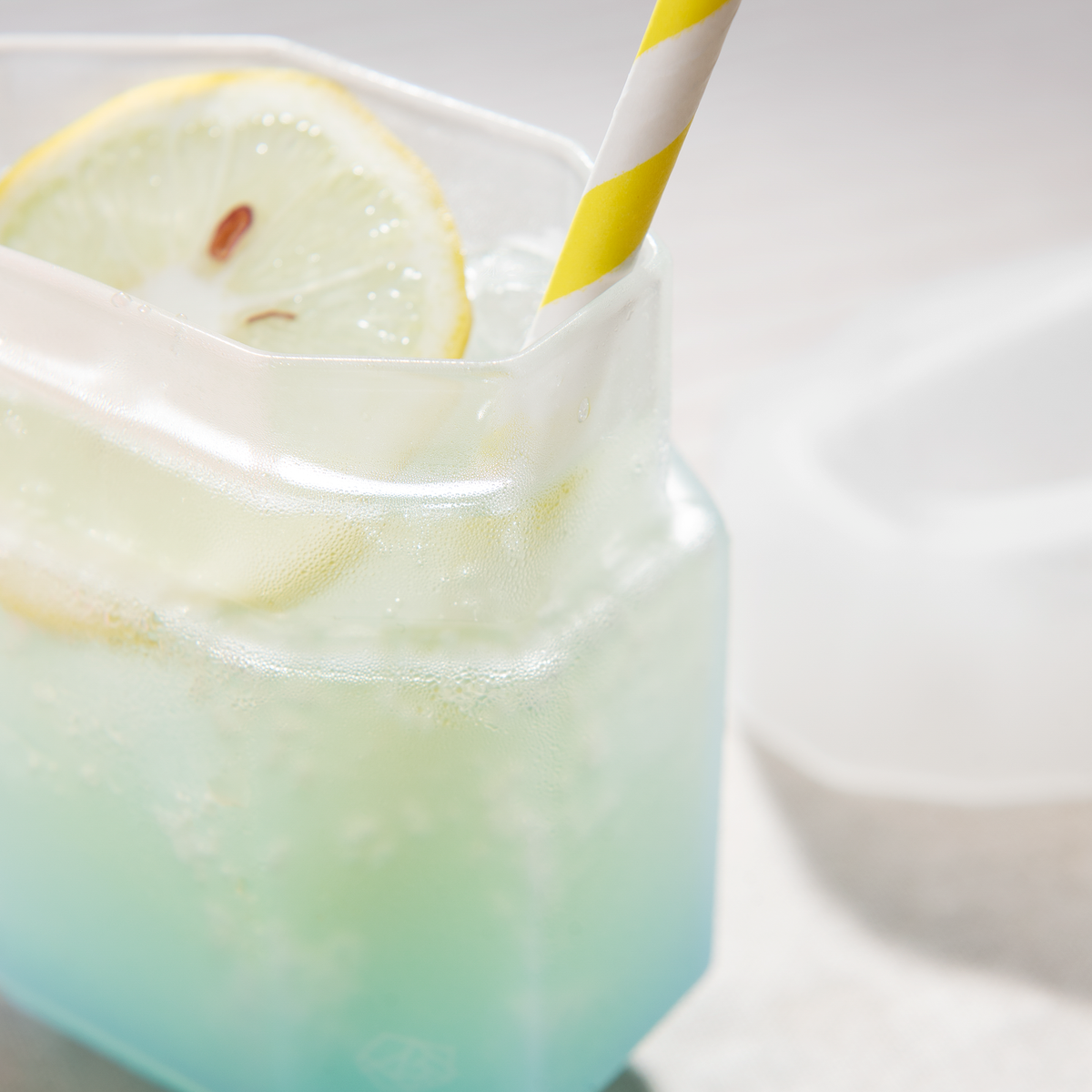 Glacier Drinking Glass (Blue)
