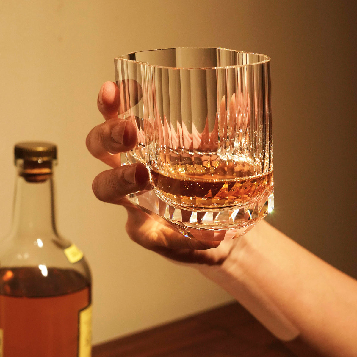 Cold Cut Whiskey Rocks Glass with Ice Ball Chamber
