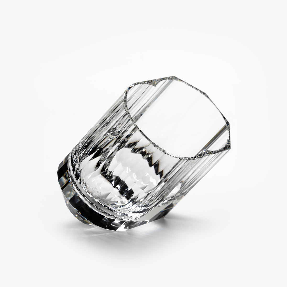 Cold Cut Whiskey Rocks Glass with Ice Ball Chamber