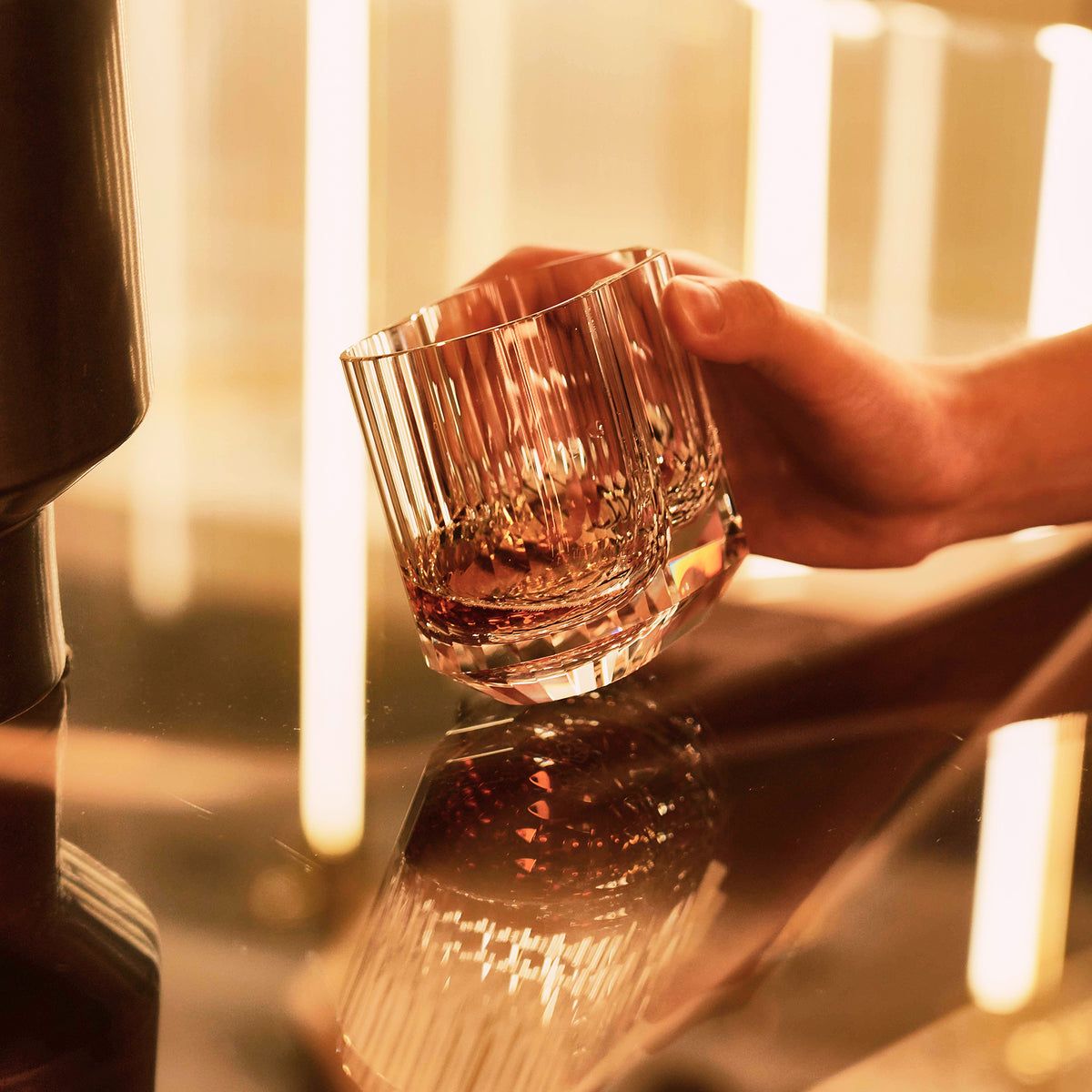 Cold Cut Whiskey Rocks Glass with Ice Ball Chamber
