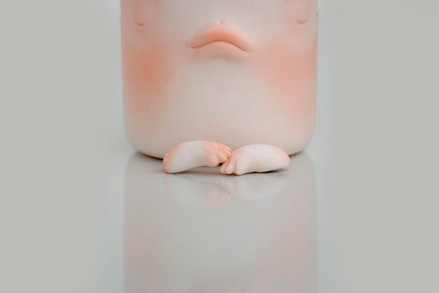 LIUXINYU Planet HUG Porcelain Tableware  "nono"
