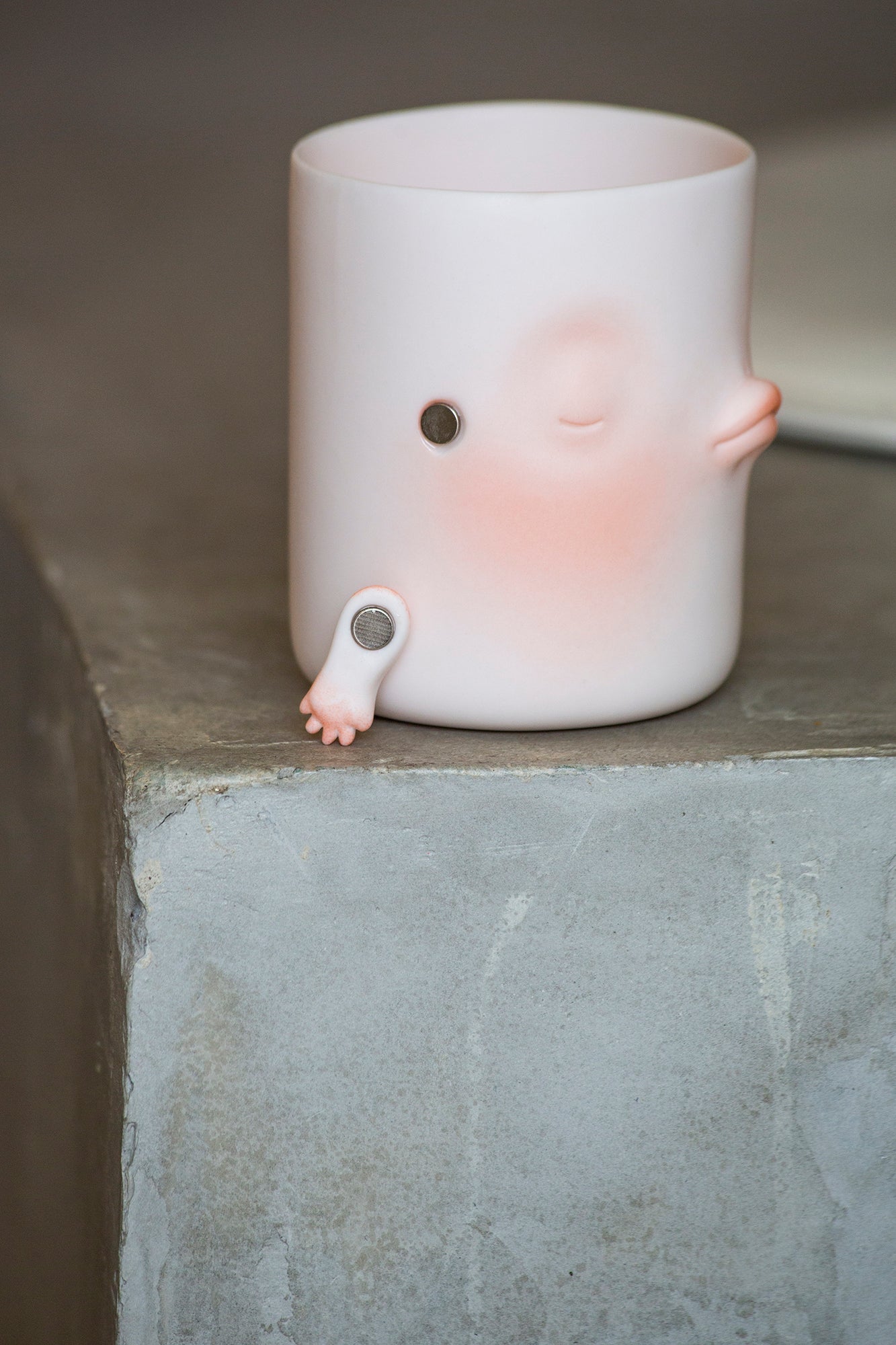 LIUXINYU Planet HUG Porcelain Tableware  "nono"