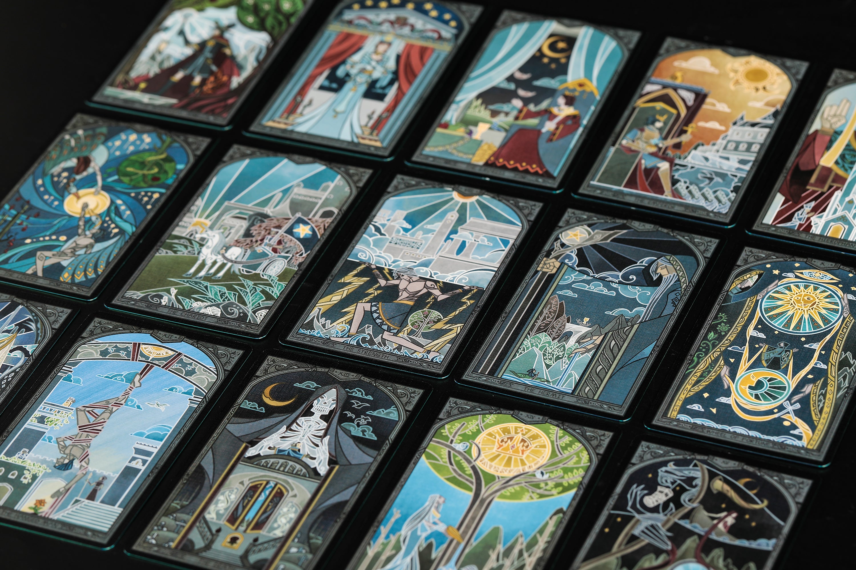 Broken Mirror Tarot 5th Edition – Vermilion Collection