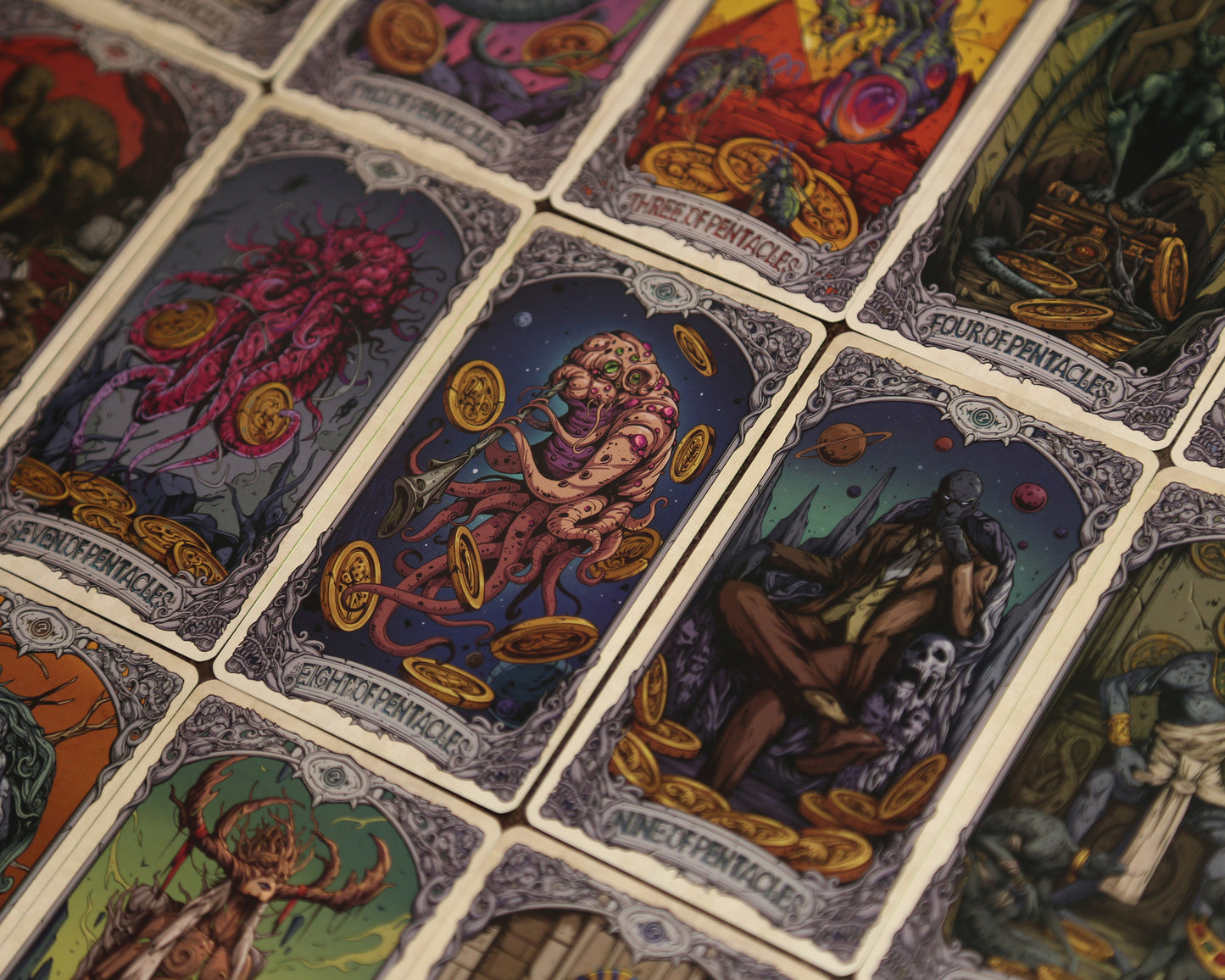 Cthulhu Mythos Comicology (Old Whispers) Tarot