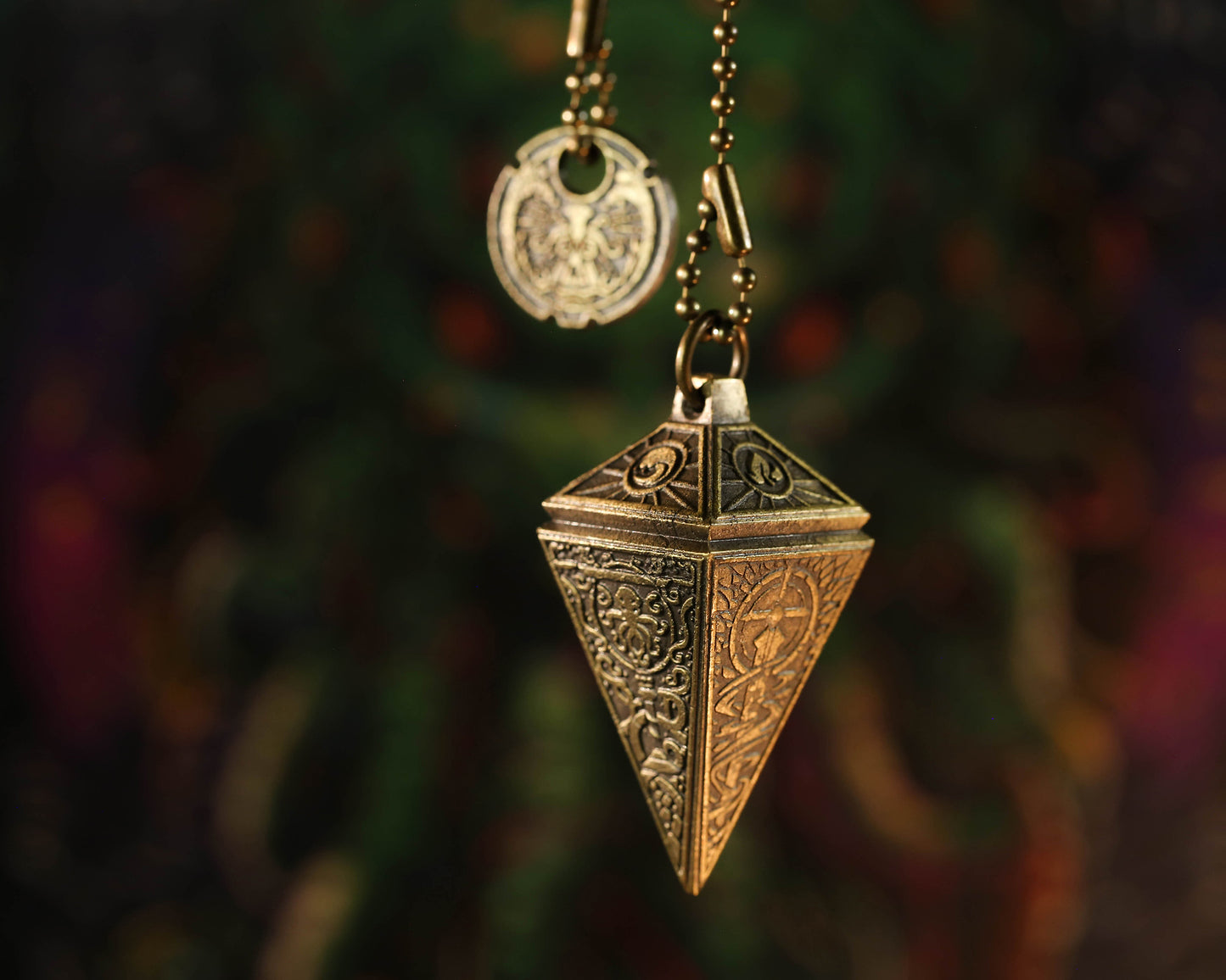 Cthulhu Mythos Comicology (Old Whispers) Tarot